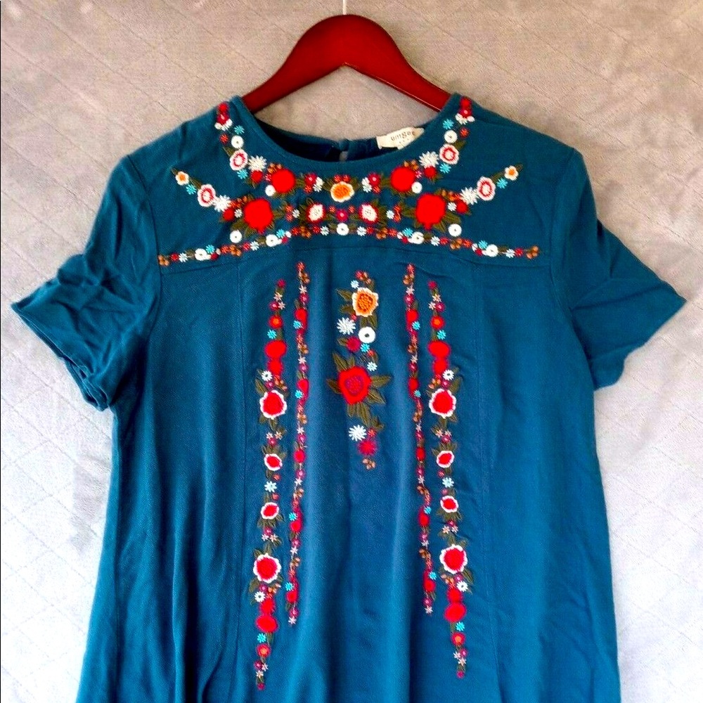 Umgee short sleeve dress with embroidered